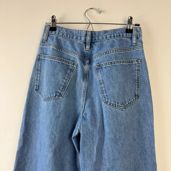 Frame Rolled High Rise Wide Leg Jeans in Meadow